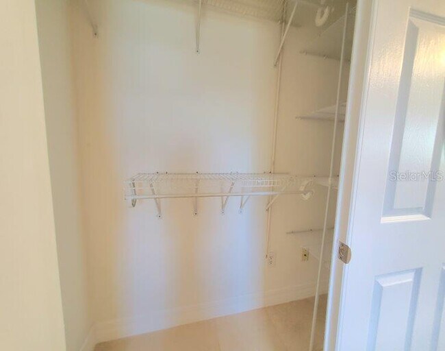 Building Photo - 910 Santa Brigida Ct