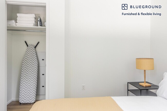 Building Photo - 955 Sterling Pl