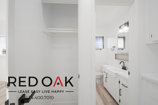 Building Photo - 6501 Cherry Ave