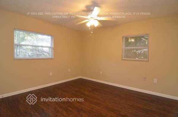 Building Photo - 220 Mary Ellen Ave