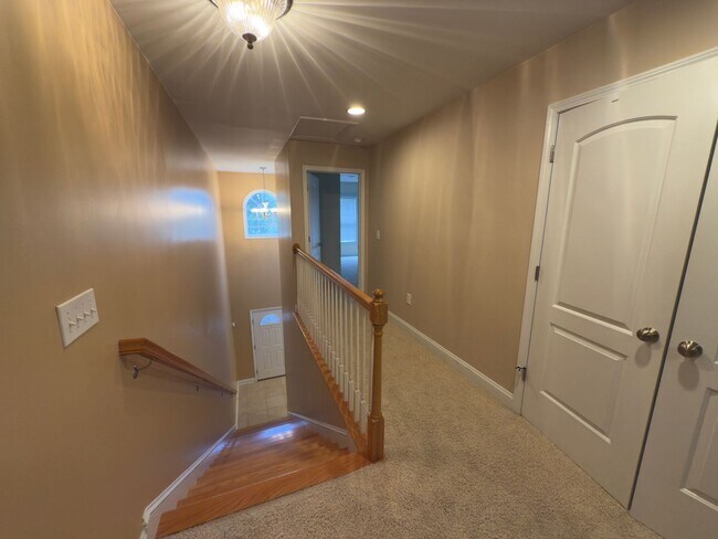 Building Photo - Christiansburg, 3 BR / 2.5 BA, Available Now