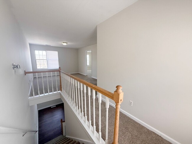 Building Photo - 430 W Stevens St