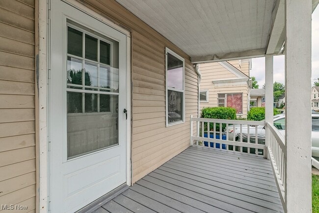 Building Photo - 3724 W 41st St