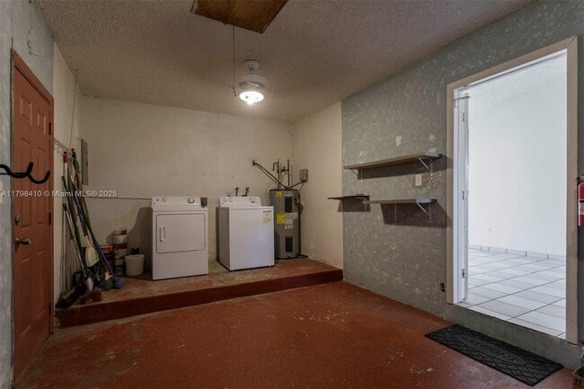 Building Photo - 10975 SW 158th Terrace