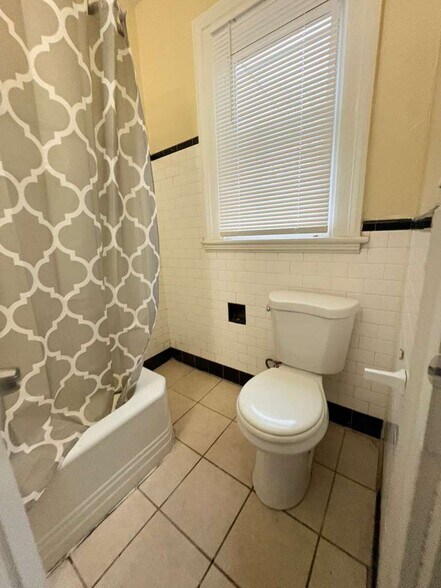 Building Photo - 81 Sherman Ave