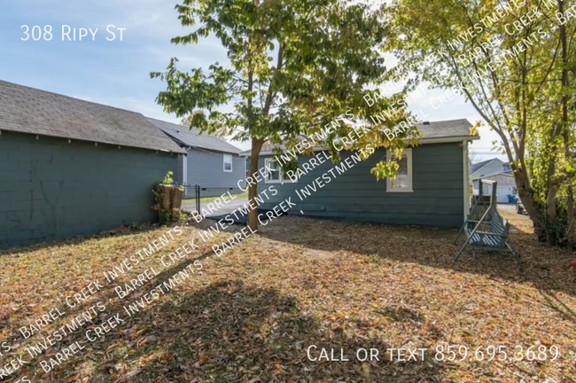 Building Photo - 308 Ripy St