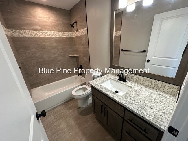 Building Photo - 679 Sterling Dr