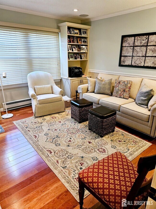 Building Photo - 663 Yorktown Ln