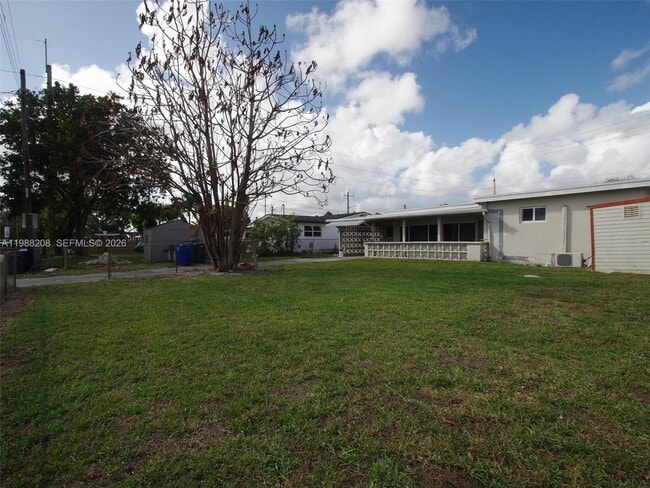 Building Photo - 5510 Johnson St