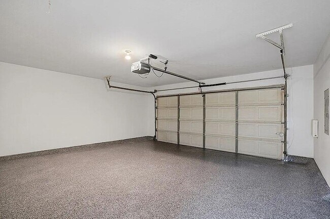 Building Photo - 6500 Spur Ranch Ct