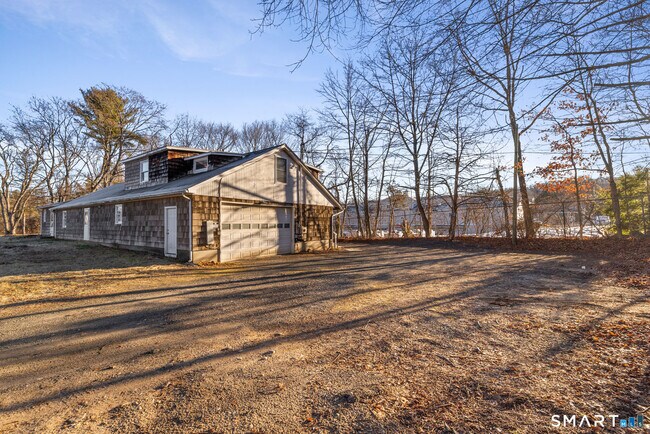 Building Photo - 85 Hicock Dr