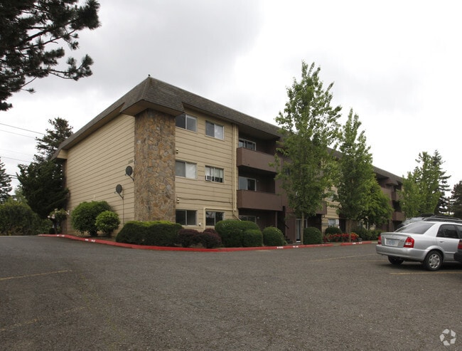 Primary Photo - Madera Court Apartments