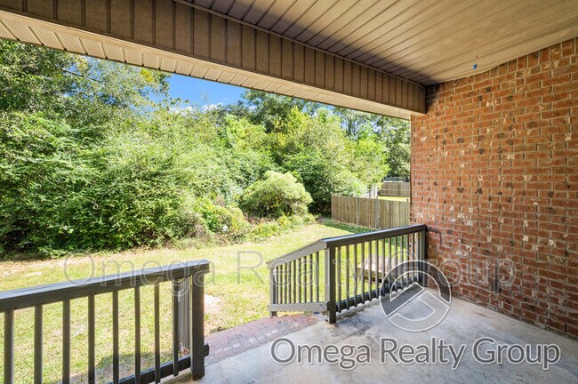 Building Photo - 5185 Gamepoint Dr