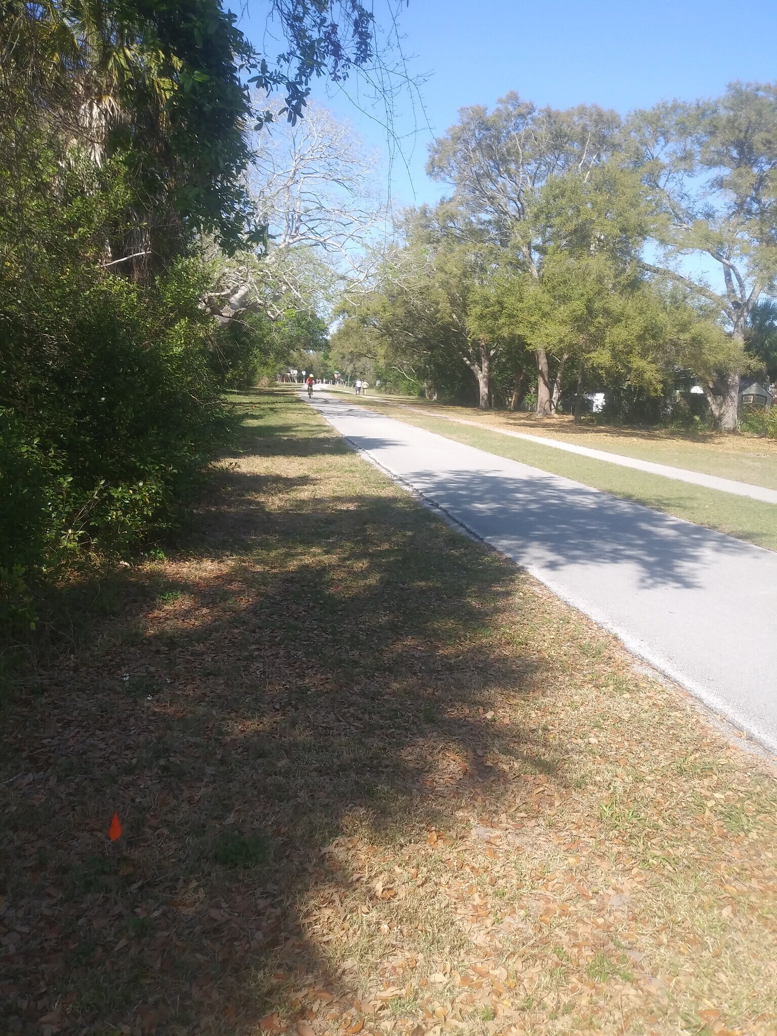 BIKE TRAIL - 1540 Pasadena Dr