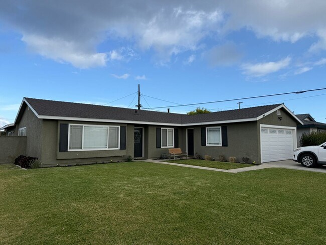 Primary Photo - Garden Grove - Upgraded 3 Bedroom 2 Bath H...