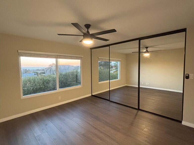 Building Photo - 6701 Paseo del Norte