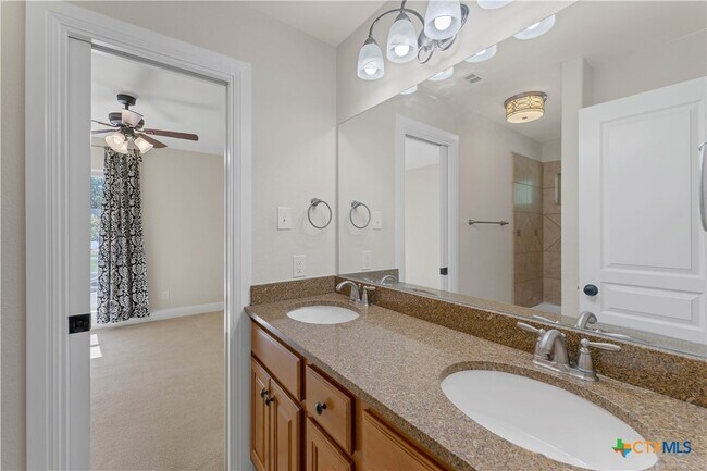 Building Photo - 781 Meridian Dr
