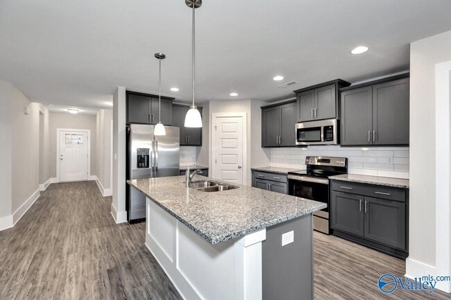 Building Photo - 381 McCollum Rd