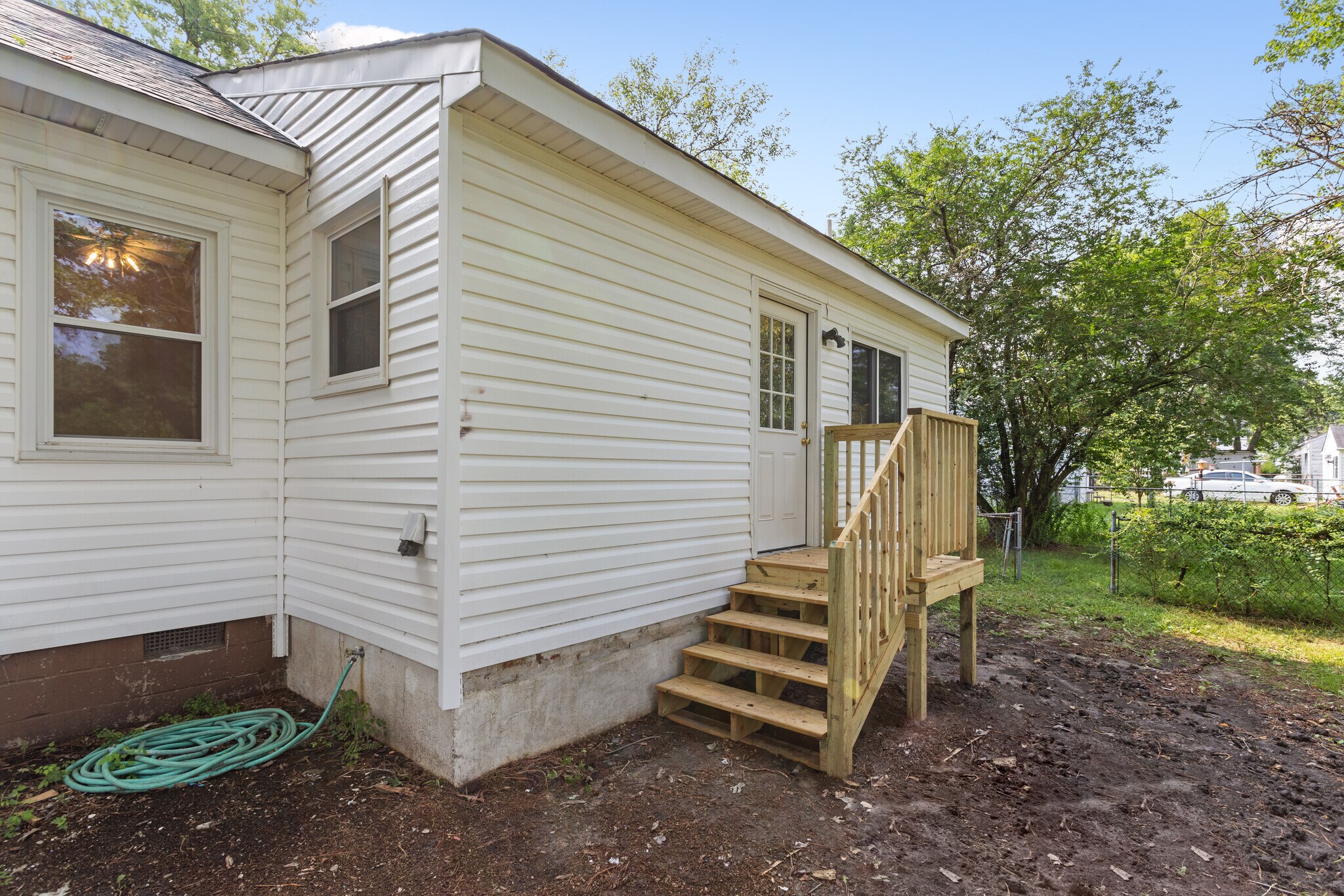 Building Photo - 577 Harpersville Rd