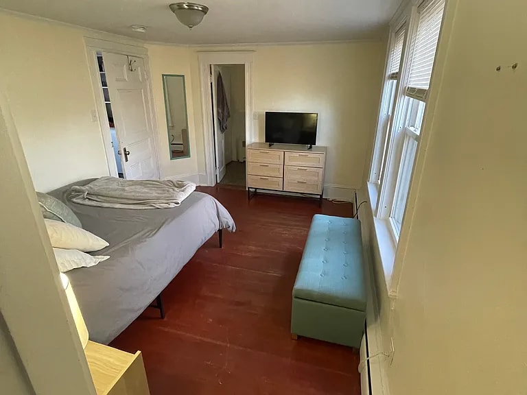 Building Photo - 30 Braunecker Rd