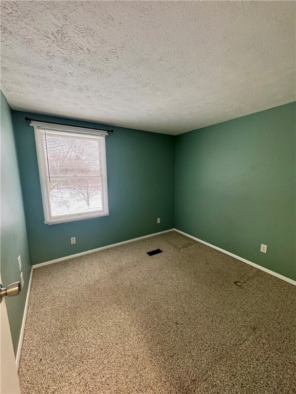 Building Photo - 5 Bramblewood Ln