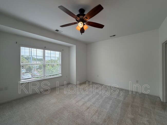 Building Photo - 1517 Rollesby Way