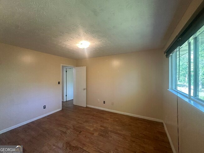 Building Photo - 6859 Mystic Ln