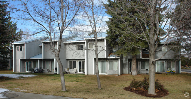 Building Photo - PILOT BUTTE TOWNHOMES