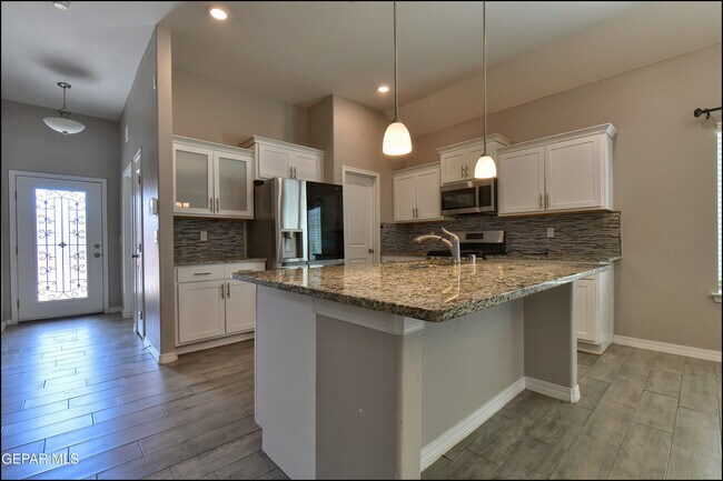 Building Photo - 917 Odle Pl
