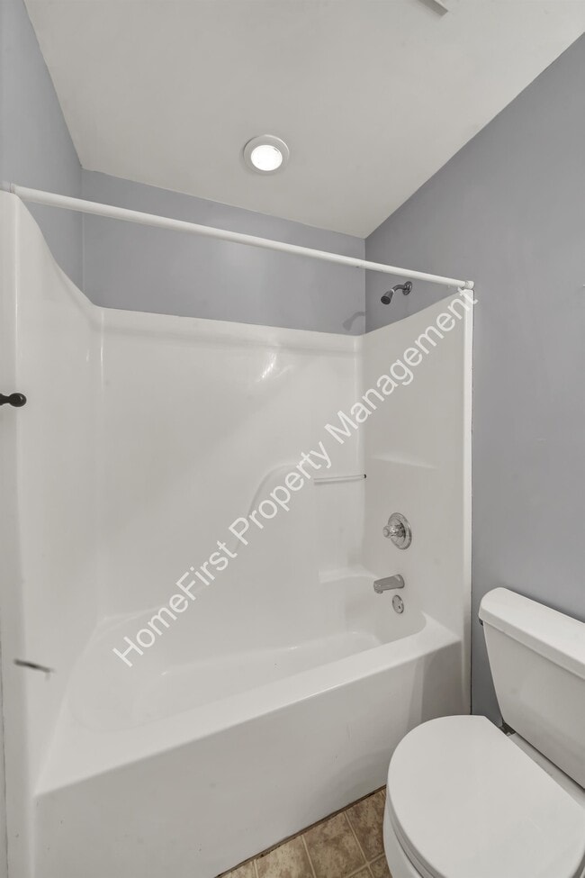 Building Photo - 137 Angel Falls Dr