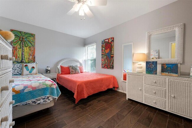 Building Photo - 6552 Waterford Cir