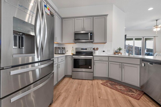 Building Photo - 620 Peace Pipe Way