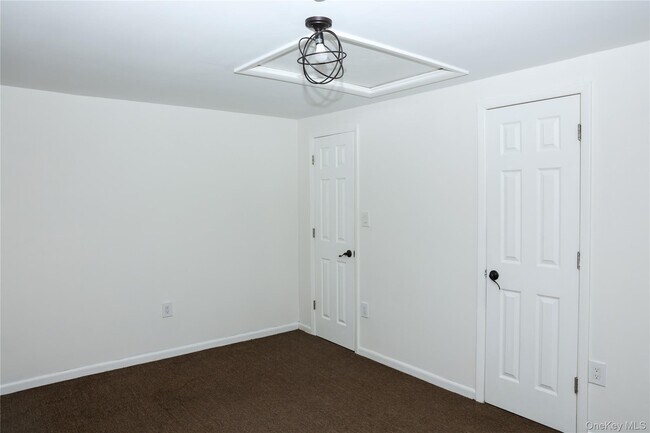 Building Photo - 3675 Old Yorktown Rd