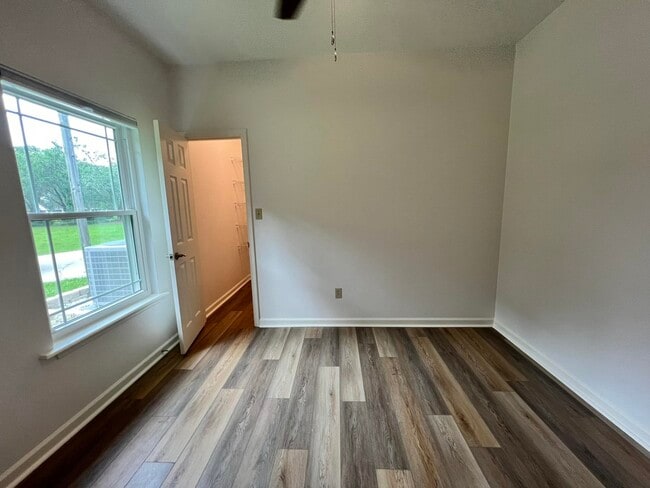 Building Photo - 4208 McLeod Dr