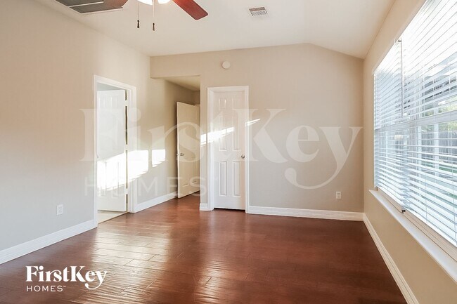 Building Photo - 17110 Yeoman Way