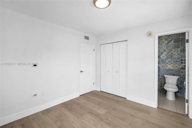 Building Photo - 3265 Virginia St