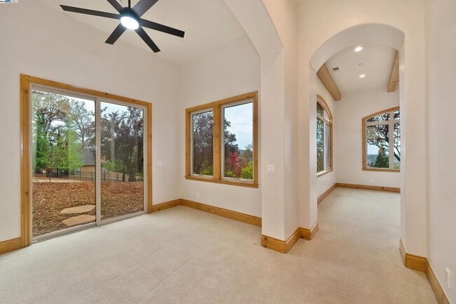 Building Photo - 12859 Austin Forest Cir