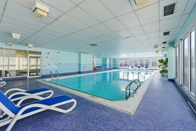 Building Photo - 4800 S Chicago Beach Dr