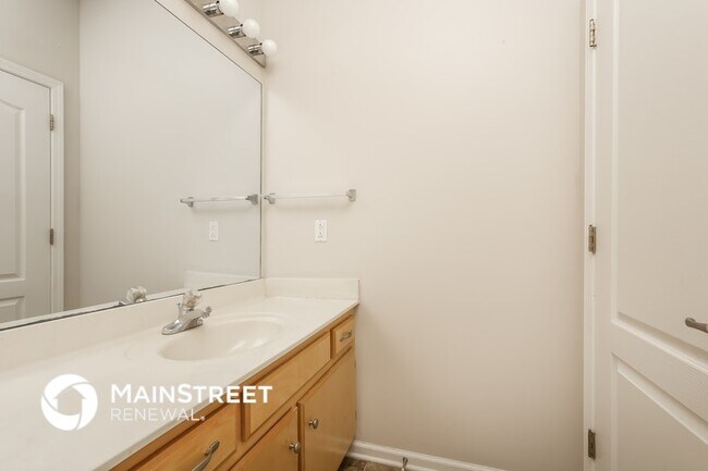 Building Photo - 227 Meigs Dr