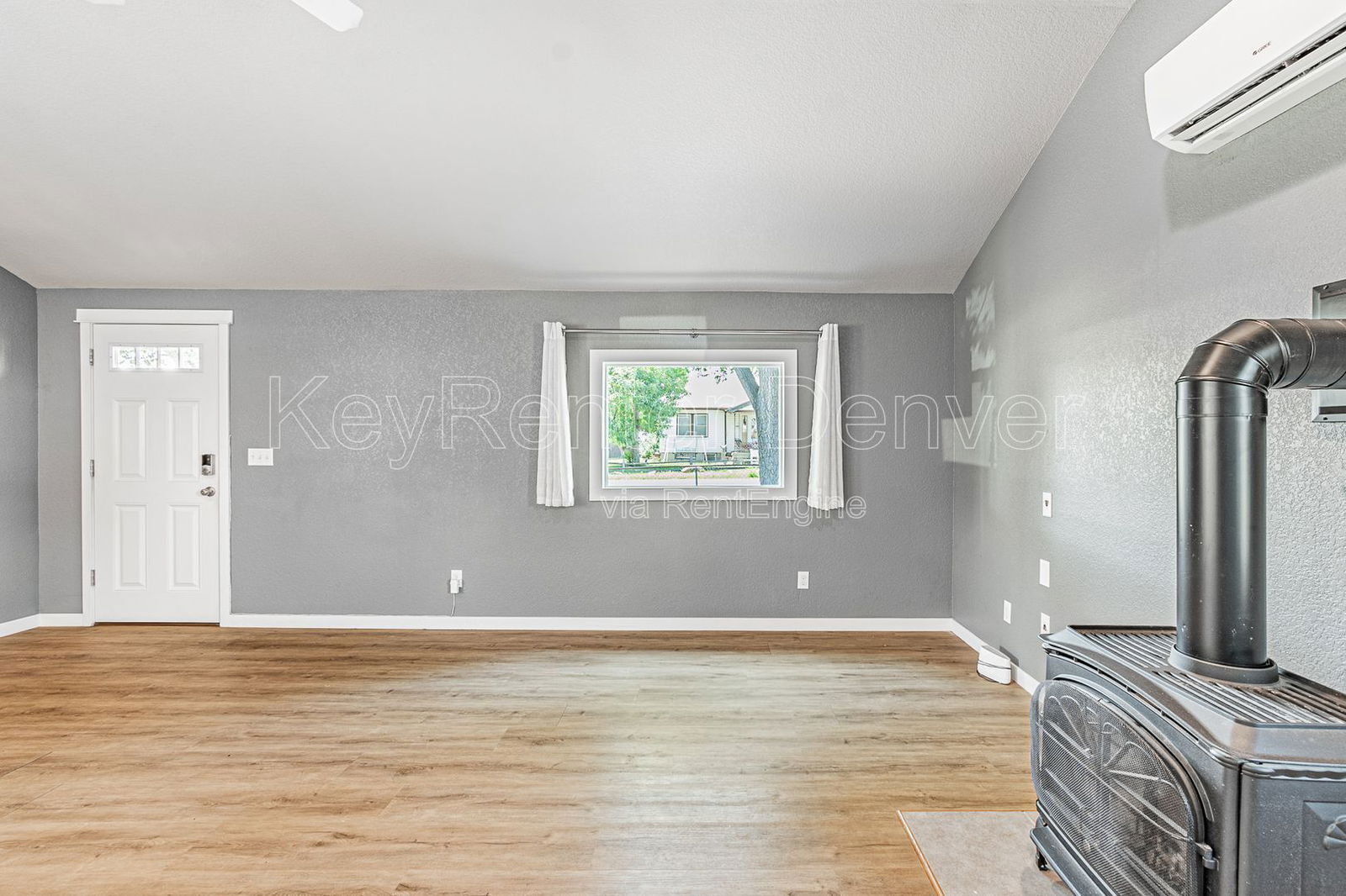 Building Photo - 6405 W Jefferson Pl