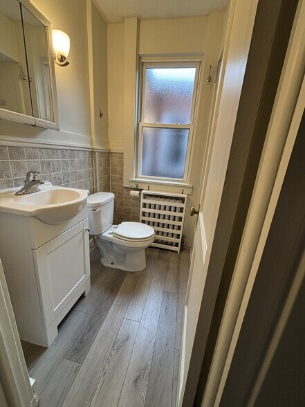 Bathroom - 207 Chesterfield Rd