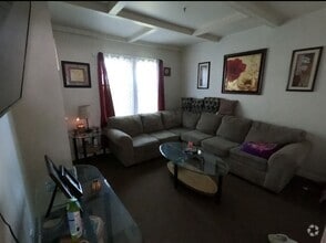 Building Photo - Modern & Affordable 2 Bedroom Home for Rent!