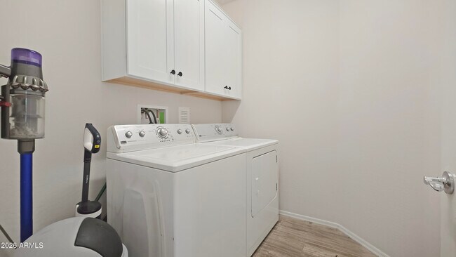 Building Photo - 26770 N 71st Dr