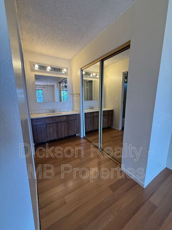 Building Photo - 3485 Rosalinda Dr