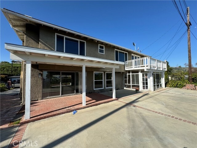 Building Photo - 13678 Sycamore Dr