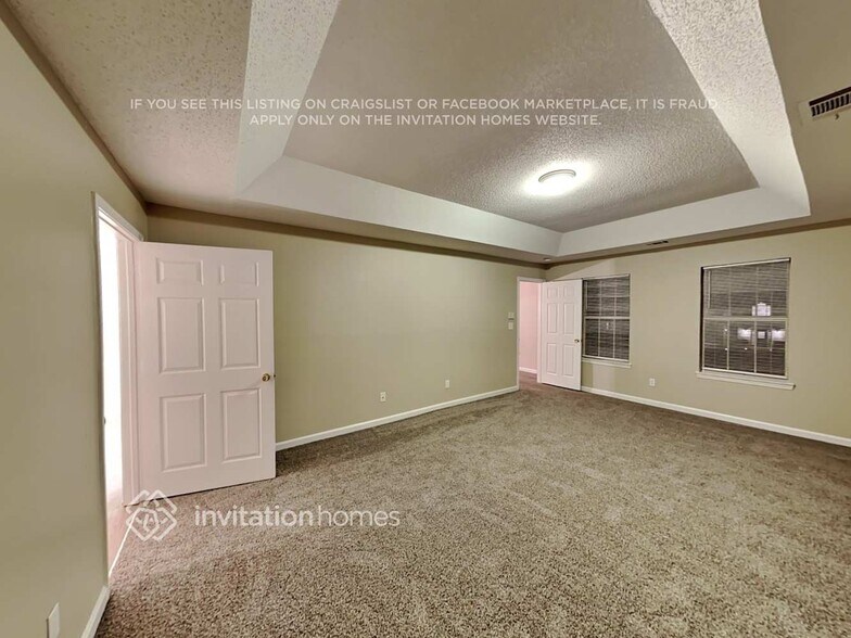 Building Photo - 6980 Greenfield Ln