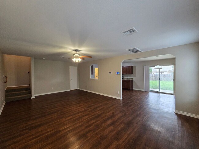 Building Photo - 5302 Lyra Dr