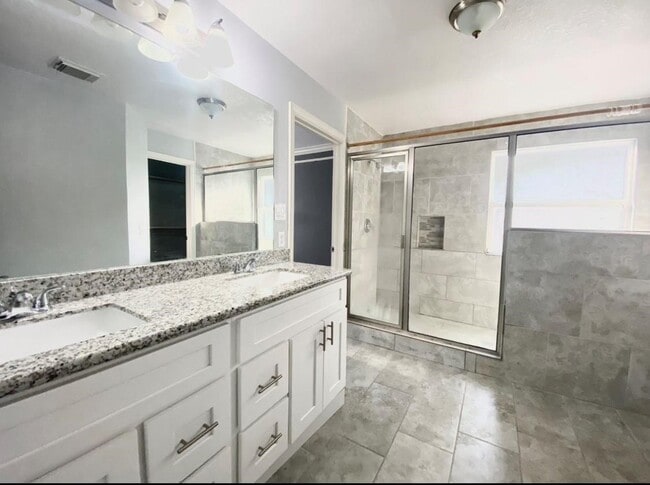 Building Photo - 18011 Pelican Way Rd