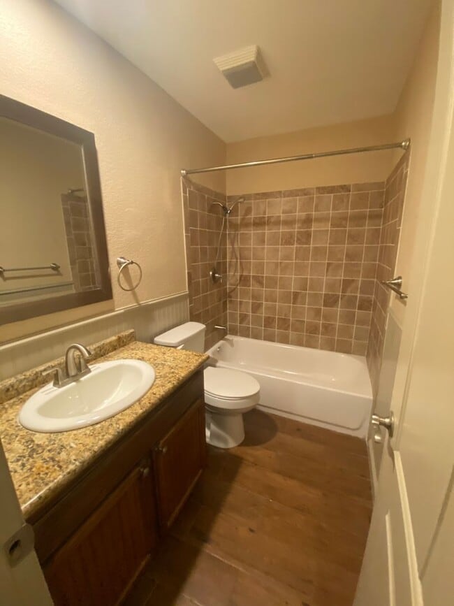 Building Photo - 9291 Burbank Dr