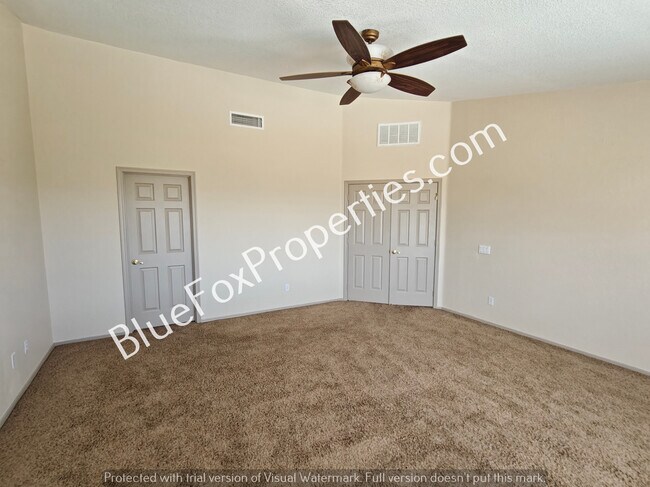 Building Photo - 12364 N Mt Bigelow Rd